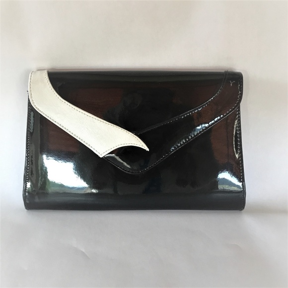 black patent clutch purse